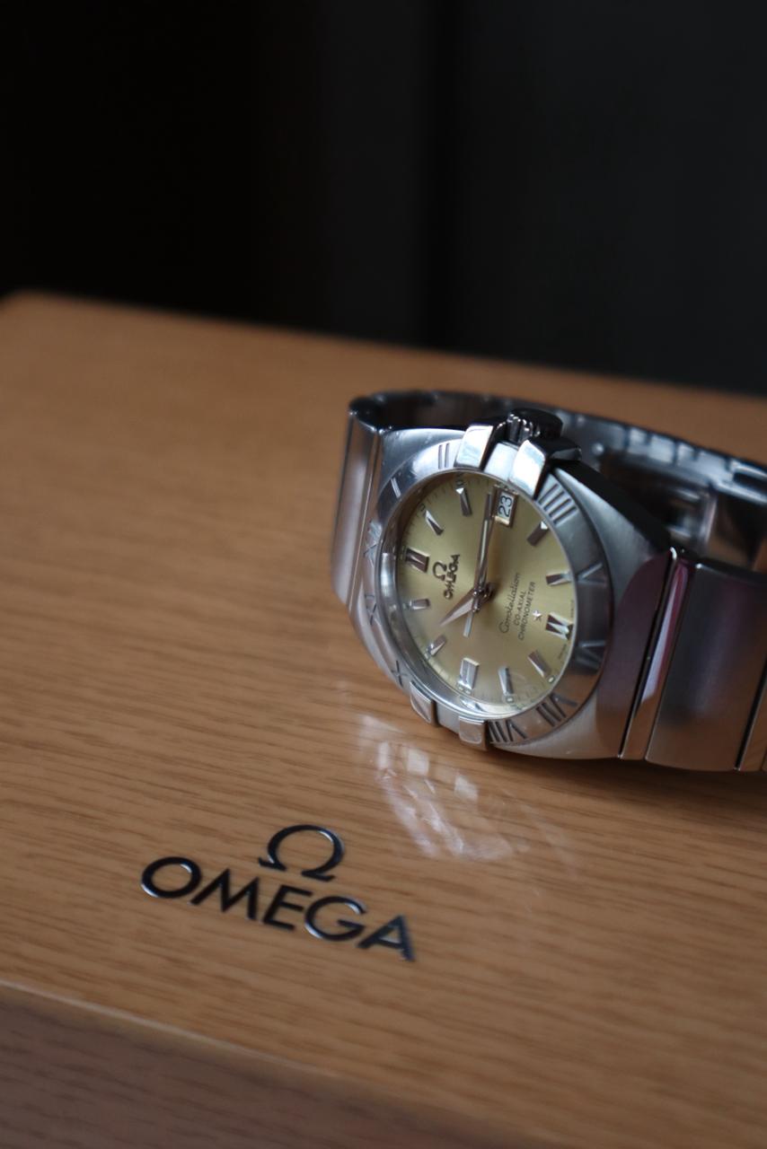 OMEGA CONSTELLATION DOUBLE-EAGLE 38mm ~ Unique Dial 💛