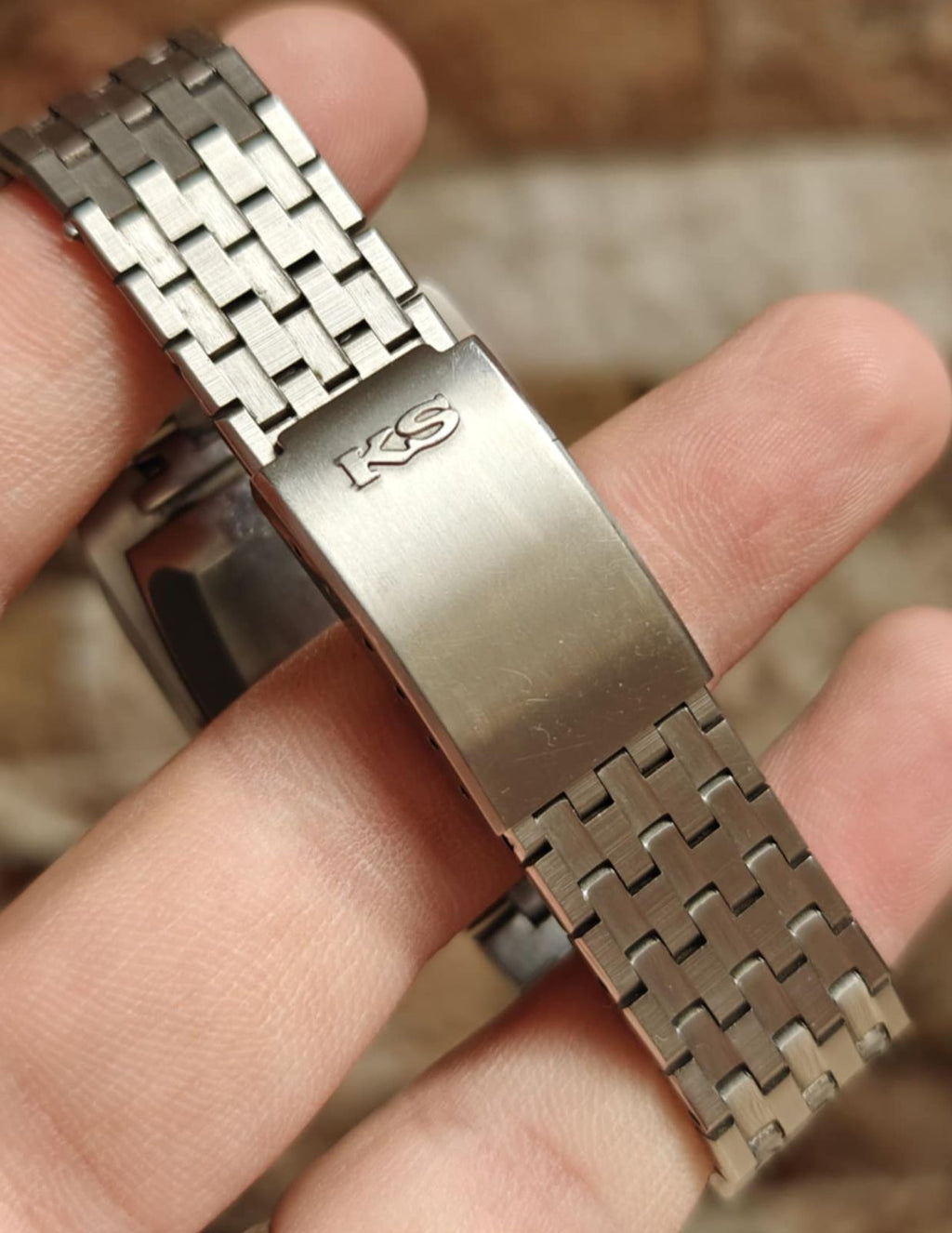 Rare 1970’s King Seiko 56 Square 🇯🇵 featuring a very beautiful “Cut Glass Bracelet”