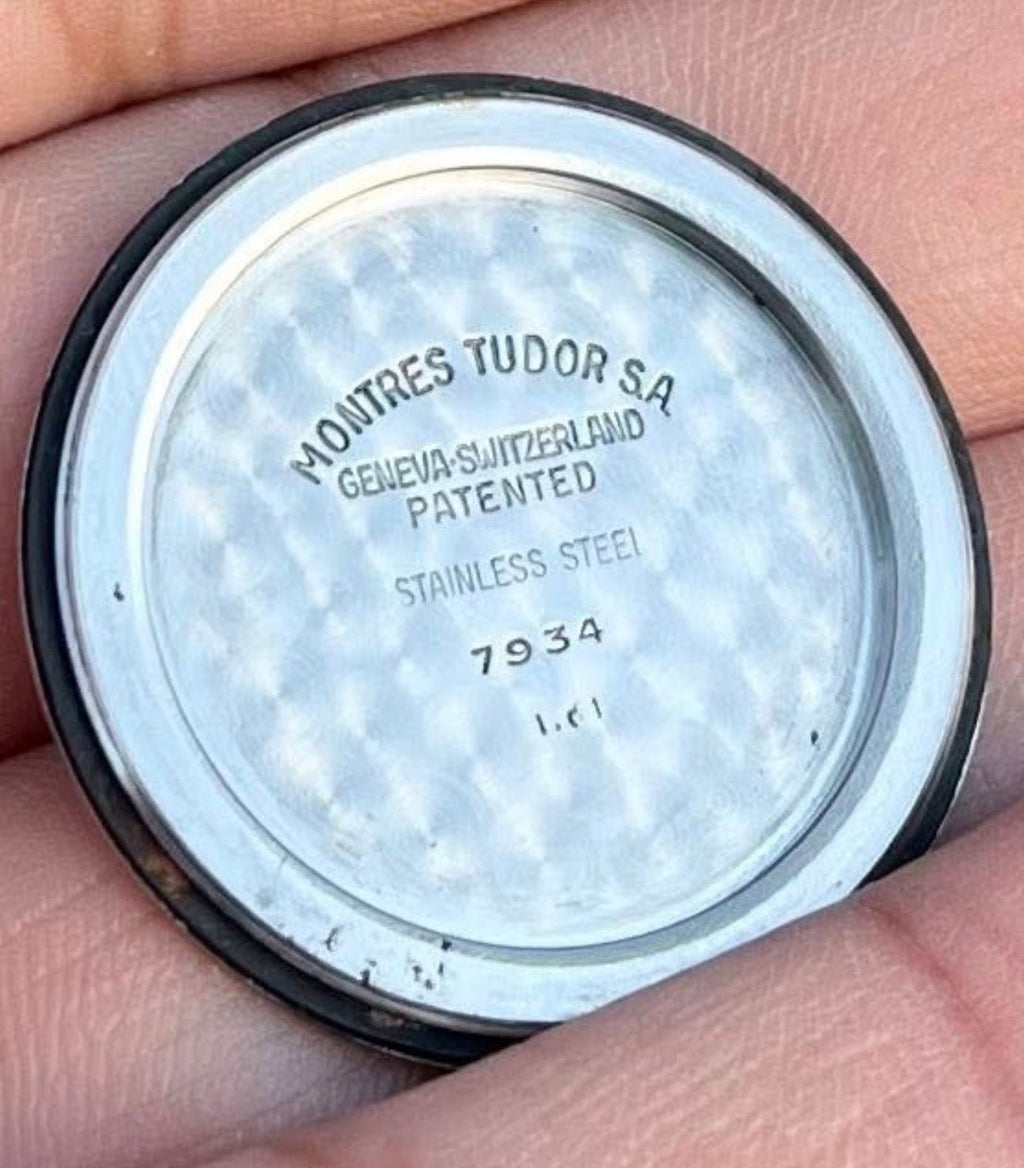 Vintage Tudor Oyster “Small Rose 🥀 Gilt Dial” ~ Via ROLEX