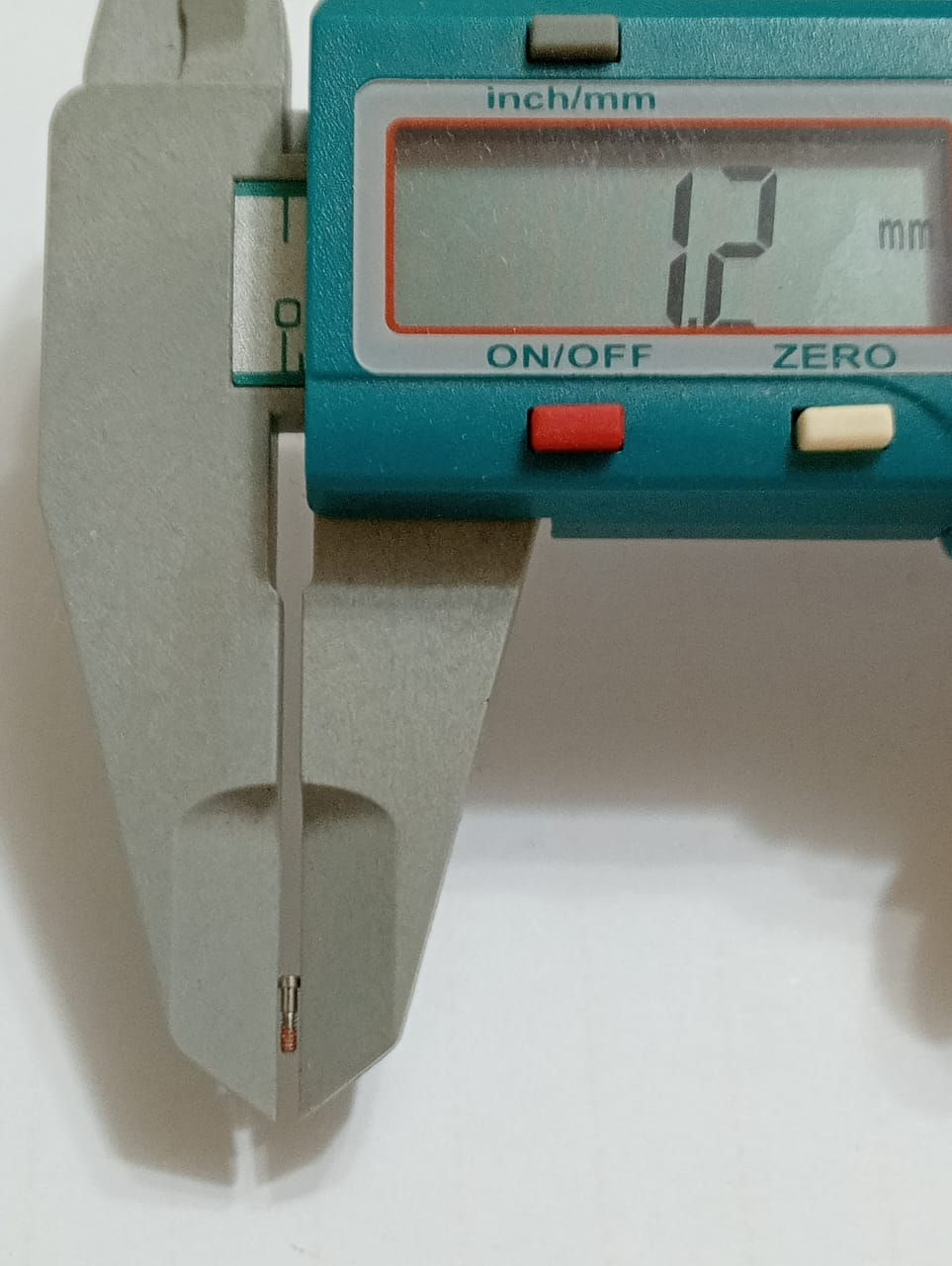 GUCCI SCREW 106.6105.2S/BRACELET ACIER 6100/PRICE FOR ONE SCREW