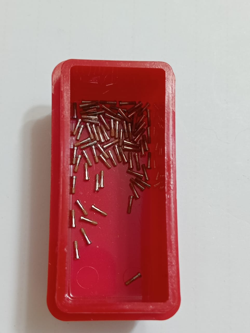 GUCCI SCREW 106.6105.2S/BRACELET ACIER 6100/PRICE FOR ONE SCREW