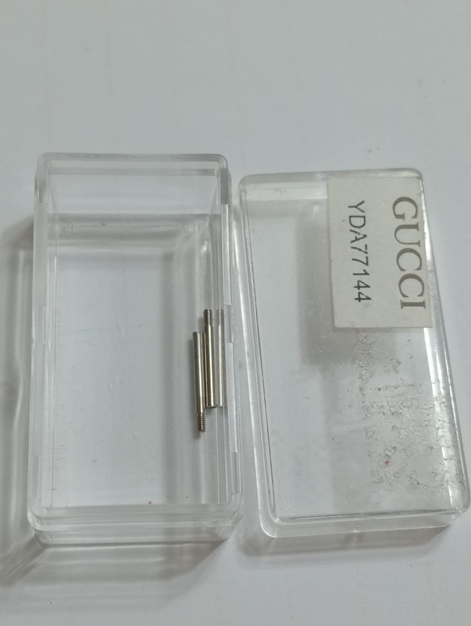GUCCI SCREW YDA77144/PRICE FOR ONE SCREW