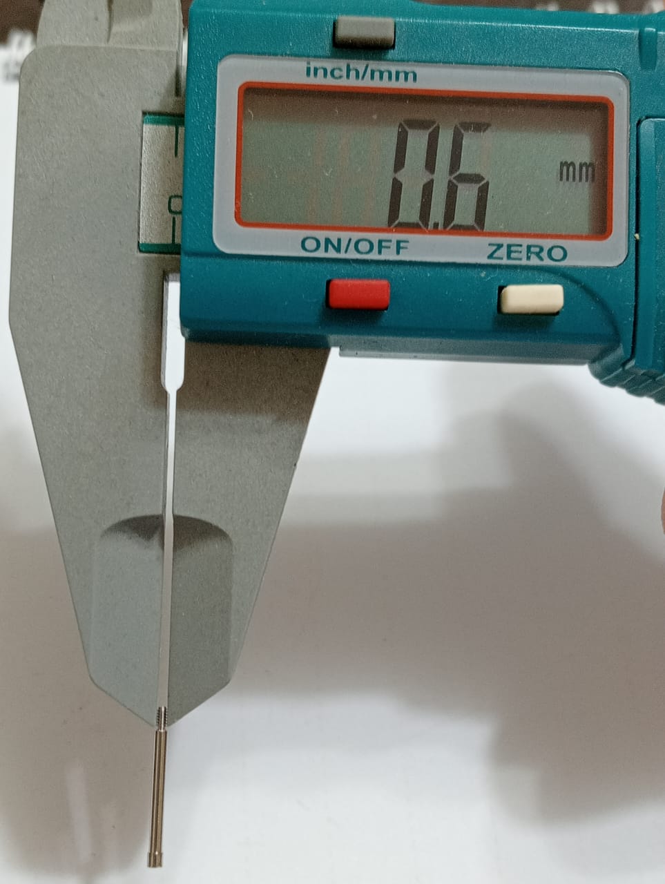 GUCCI SCREW YDA77025/101L/PRICE FOR ONE SCREW