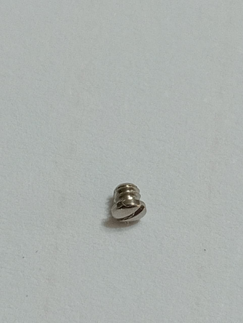 GUCCI SCREW 162 19/PRICE FOR ONE SCREW