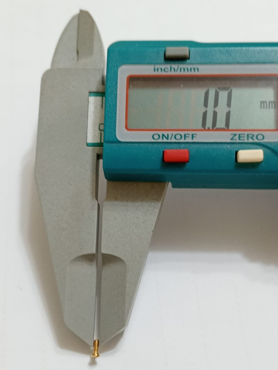 GUCCI SCREW YDA77038/103L/PRICE FOR ONE SCREW