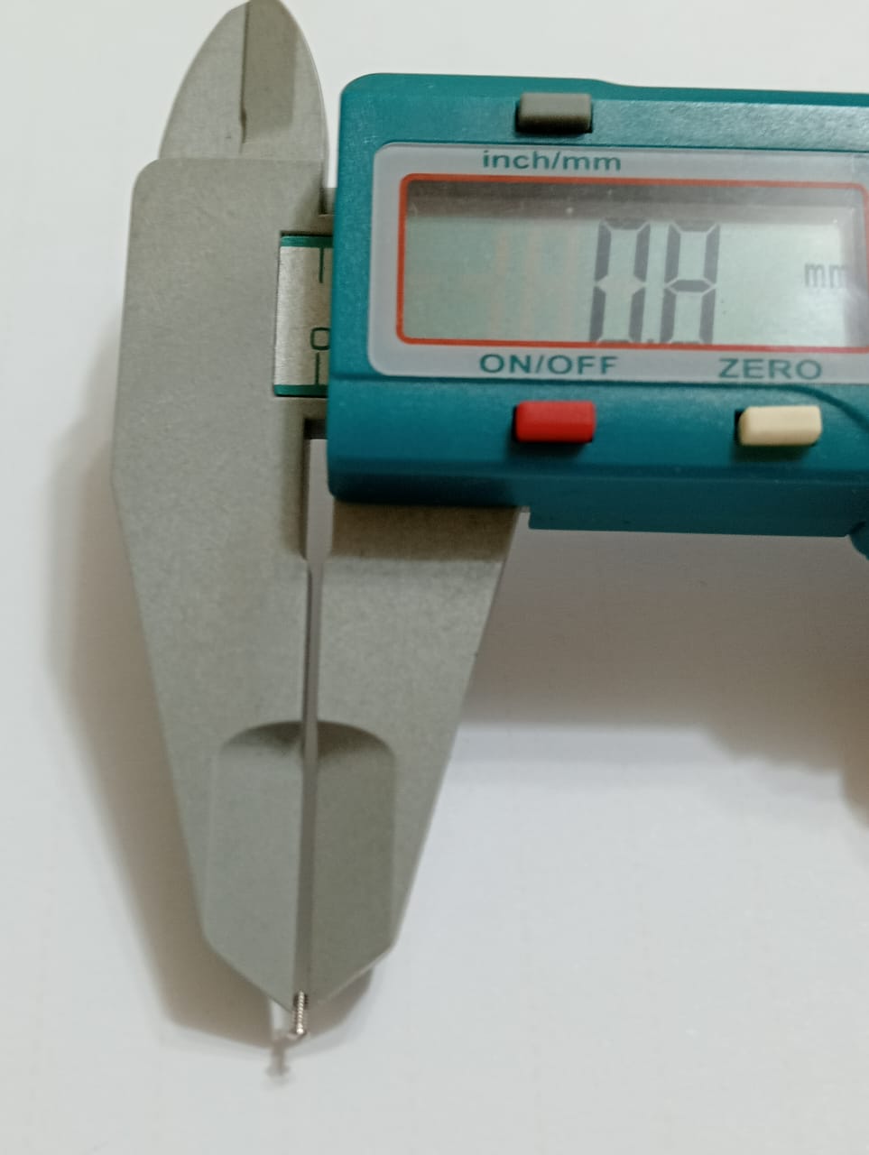 GUCCI SCREW YDA77005/101L/PRICE FOR ONE SCREW