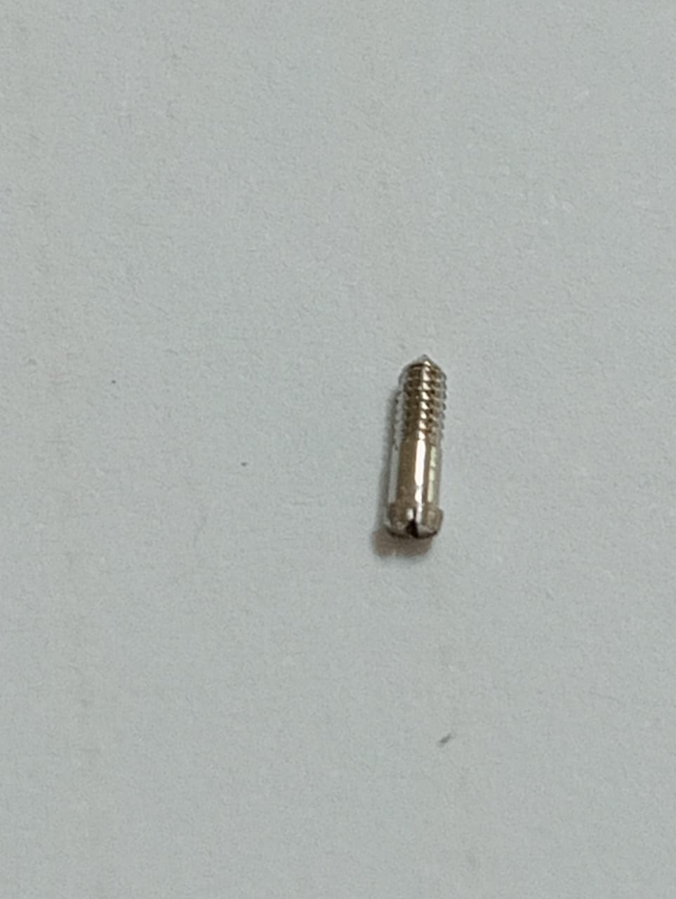 GUCCI SCREW YDA77011/104L/PRICE FOR ONE SCREW
