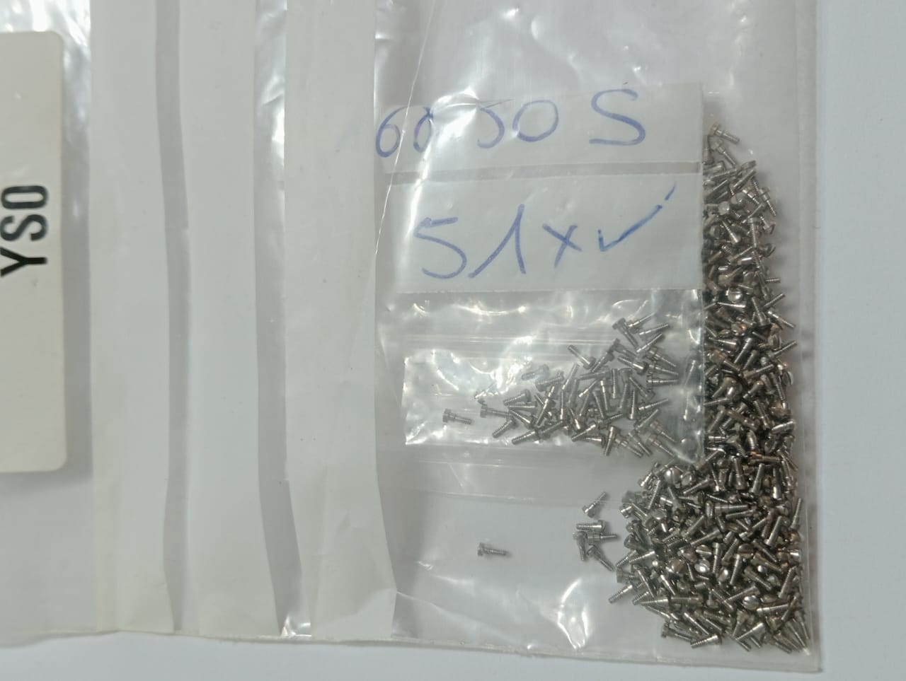 GUCCI SCREW 168.30S SCREW/TBAR 6600LSTL YSO/PRICE FOR ONE SCREW