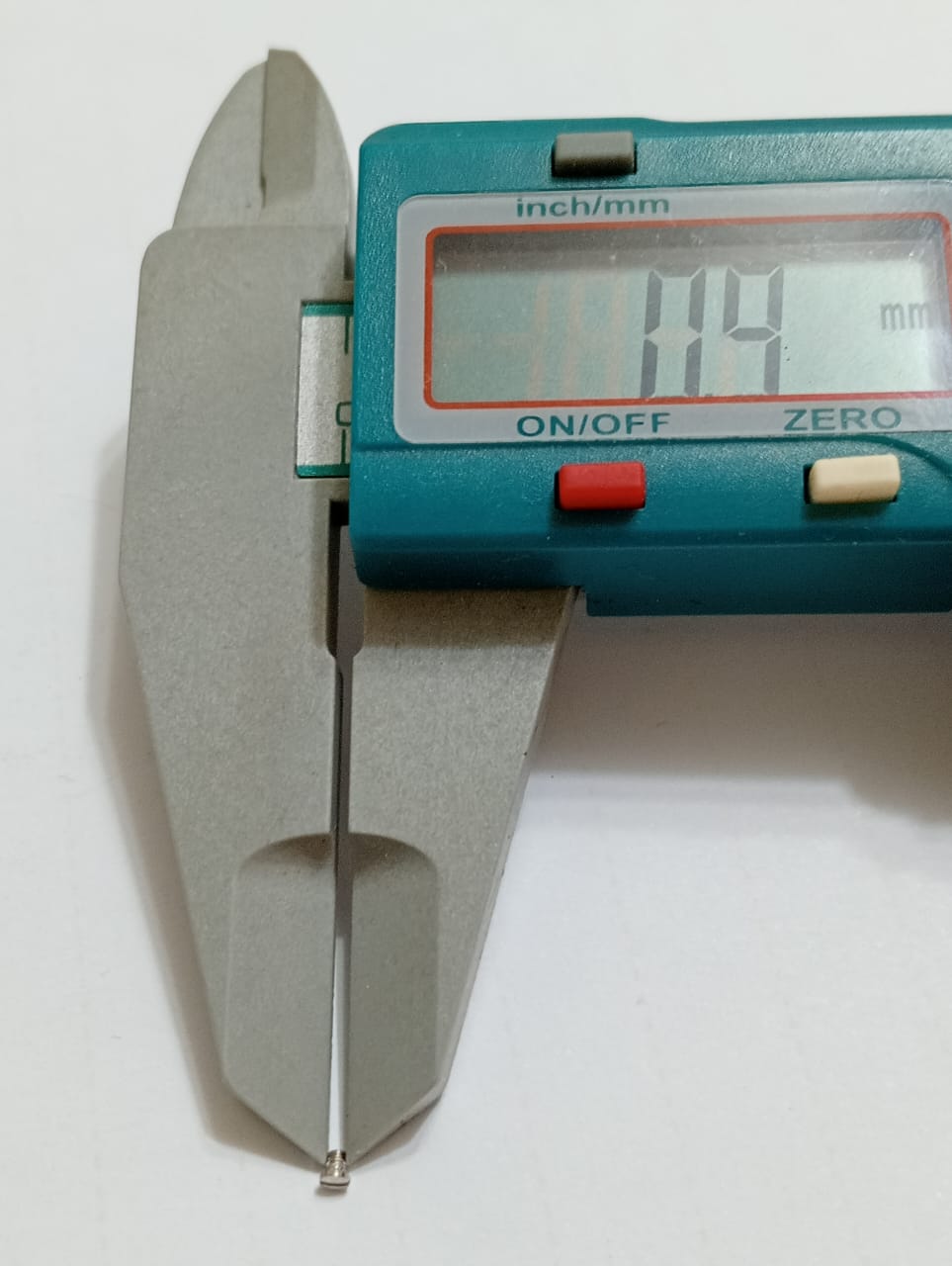 GUCCI SCREW YDA77119/PRICE FOR ONE SCREW