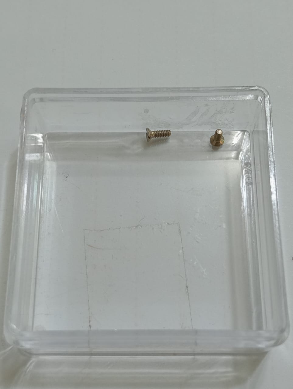 GUCCI SCREW 168.61/PRICE FOR ONE SCREW