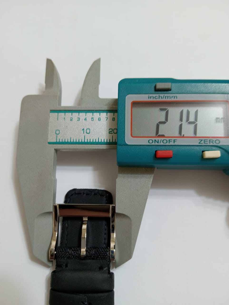 GUCCI ORIGINAL LEATHER BAND PART.YDA 16091/PRICE FOR ONE LEATHER