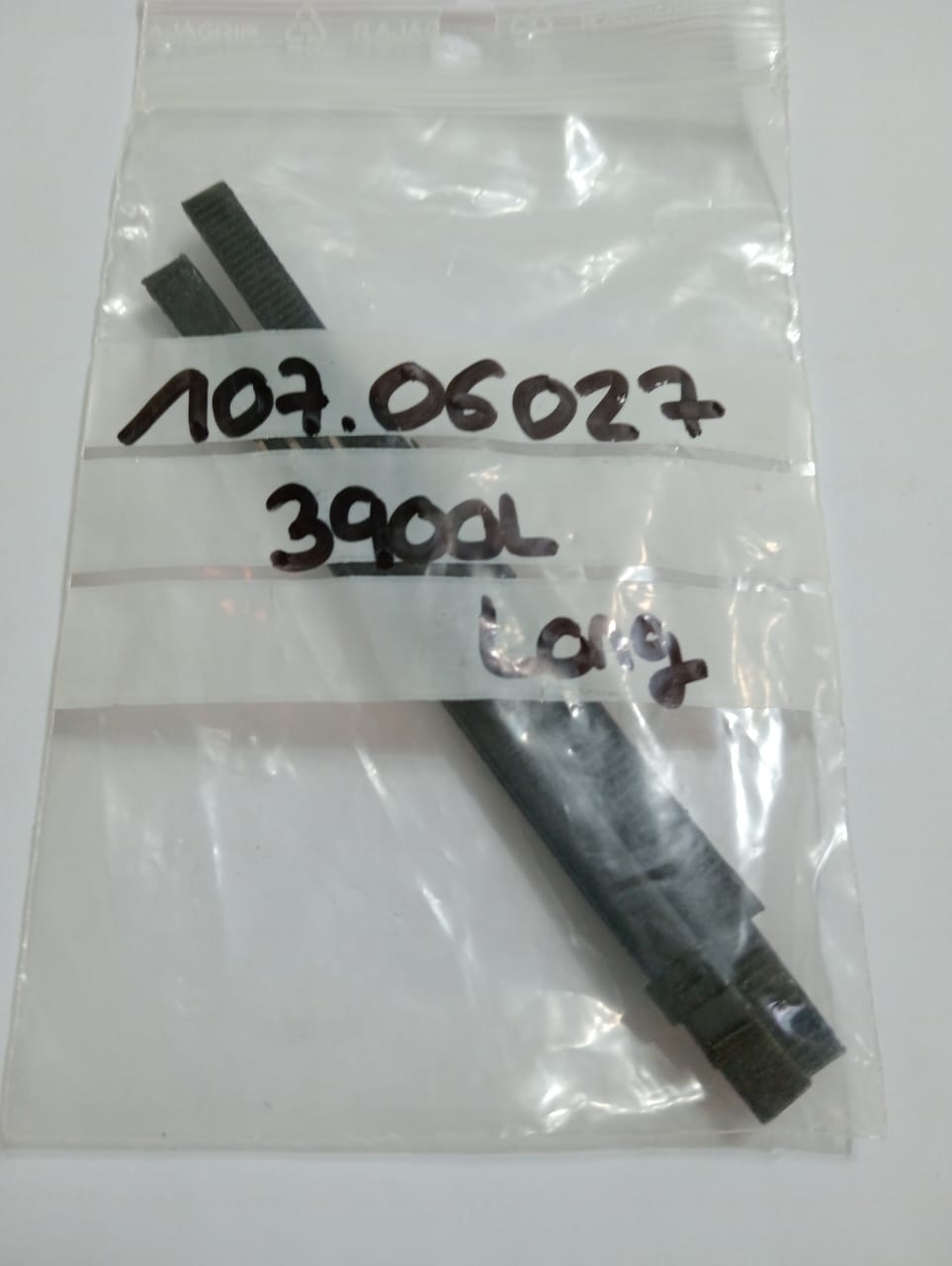 GUCCI ORIGINAL LEATHER BAND PART.107.06027/3900L/PRICE FOR ONE BRACELET