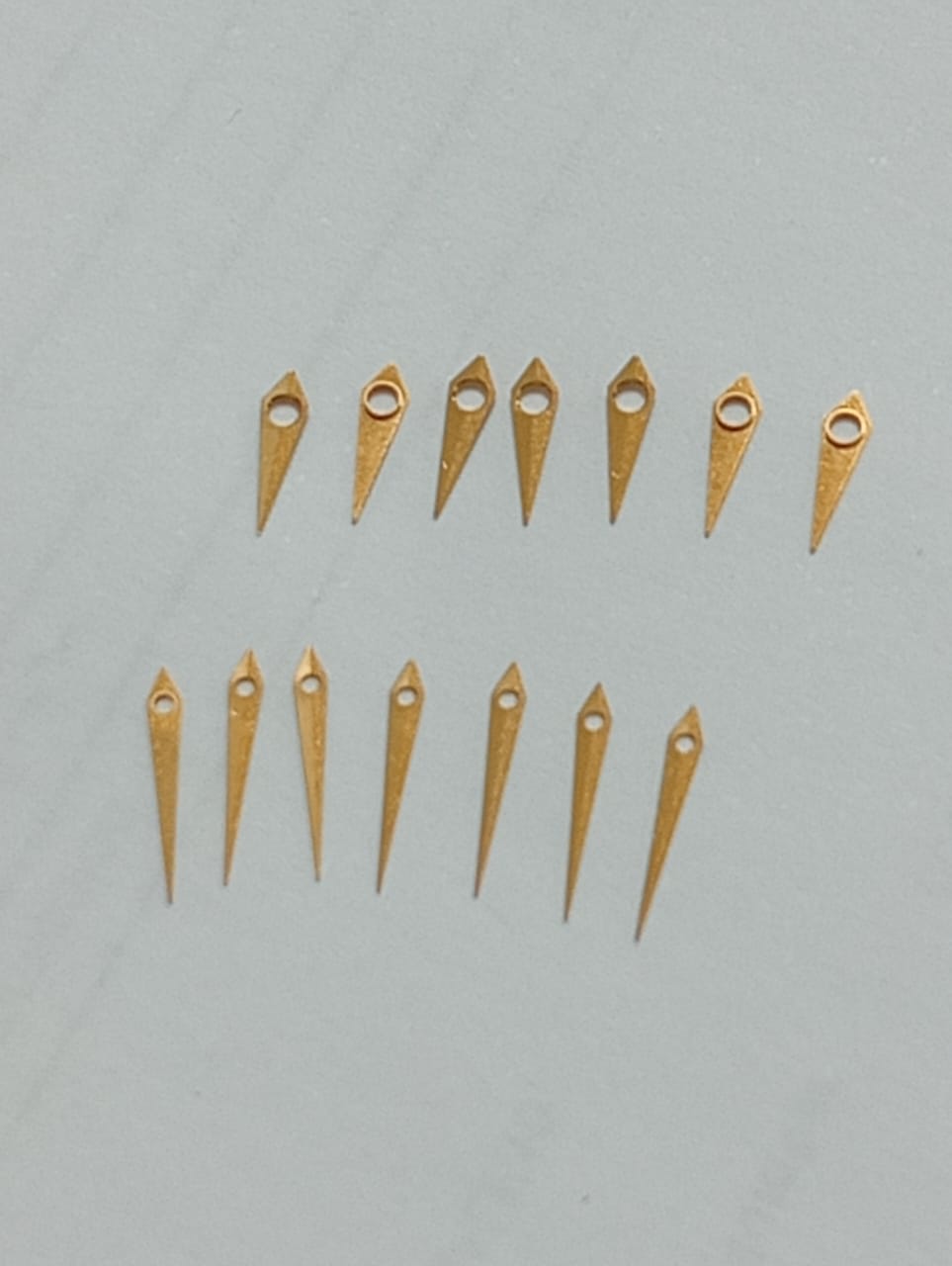GUCCI ORIGINAL HANDS PART.052.230 AIG.DORE.4500L/PRICE FOR HANDS SET