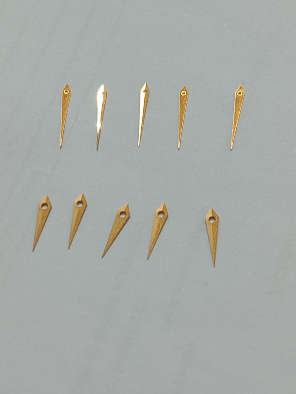 GUCCI ORIGINAL HANDS PART.052.100 AIG.DOREE 3000J/PRICE FOR HANDS SET