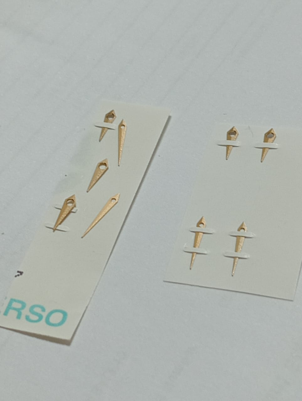 GUCCI ORIGINAL HANDS PART.052.090A AIGUILLES H/M 3000L(980)/PRICE FOR HANDS SET