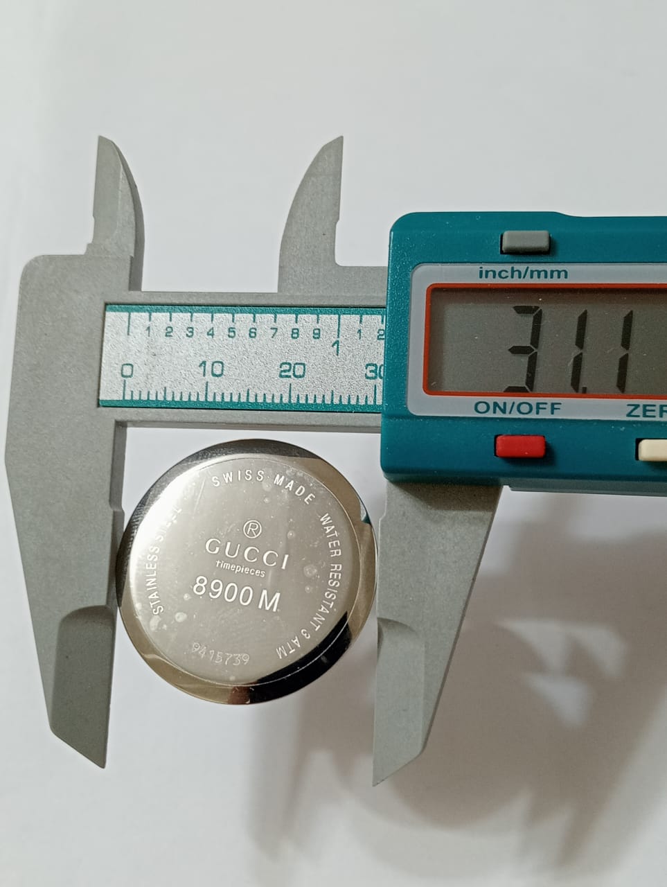 GUCCI ORIGINAL CASEBACK PART.8900M/31mm