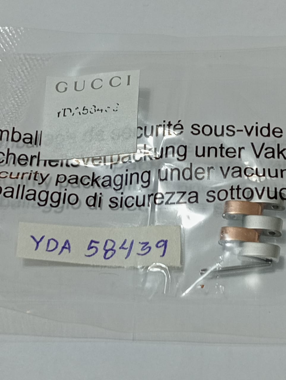 GUCCI ORIGINAL LINK PART.YDA 58439/13mm/PRICE FOR ONE LINK