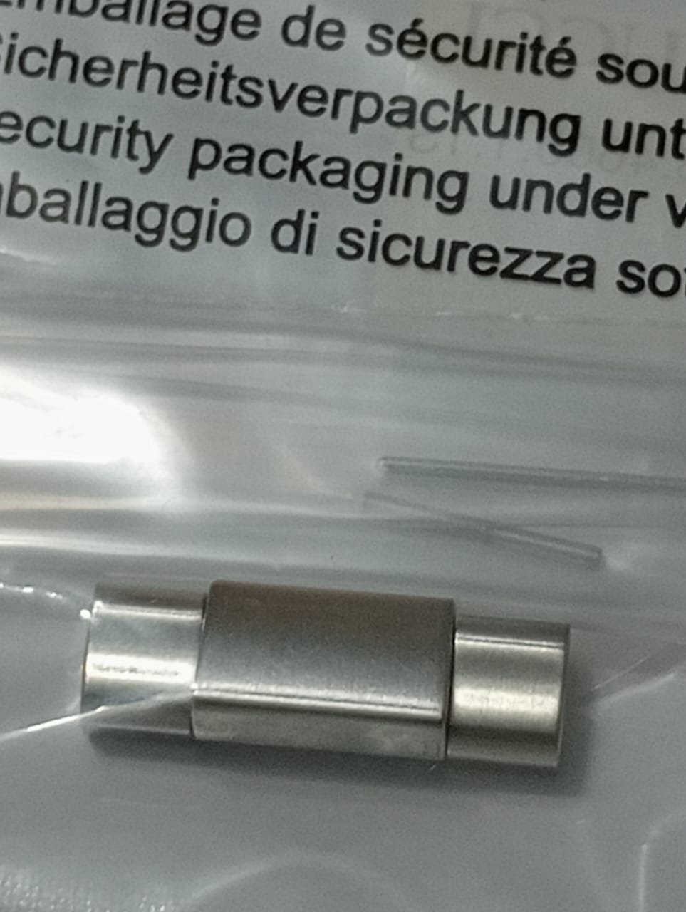 GUCCI ORIGINAL LINK PART.163.4605.1.1S/23mm/price for one link