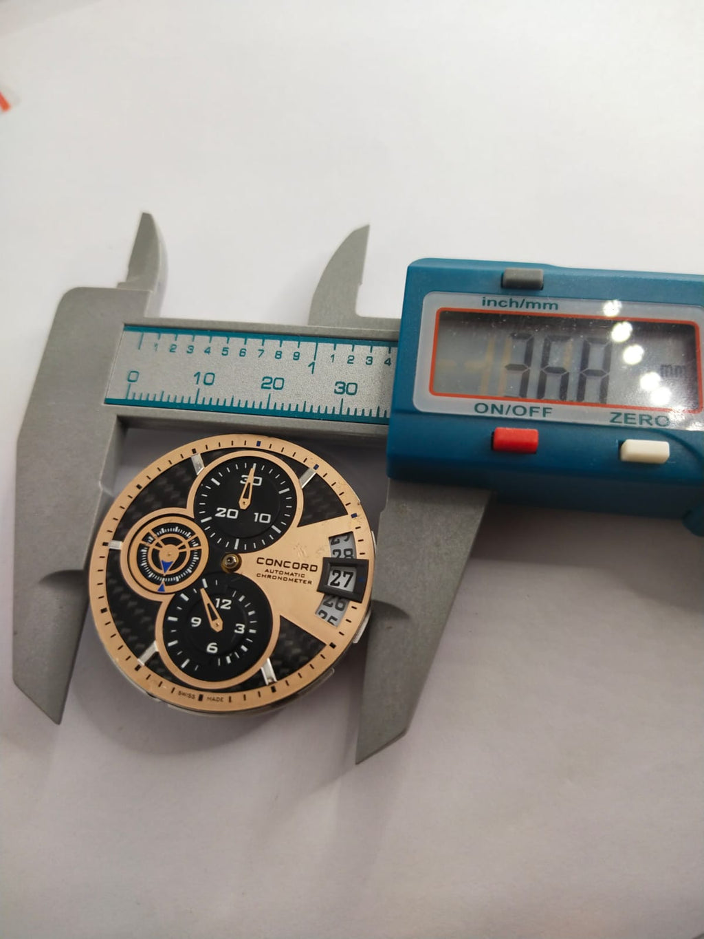 ETA 7750/C3382 movement, large size... Works with Chopard movements, Concorde movements, and other models with dials and small hands... Full functionality