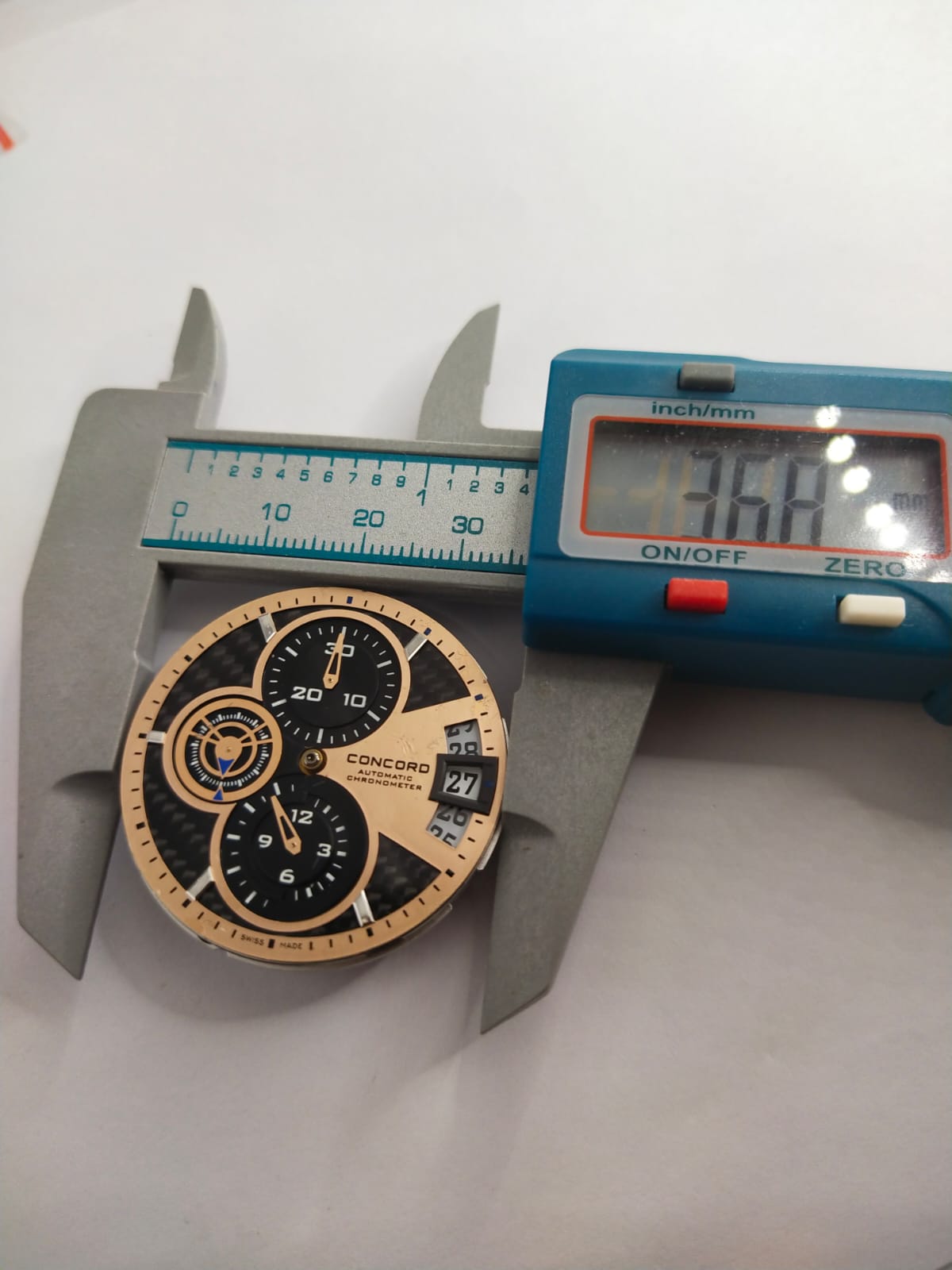 ETA 7750/C3382 movement, large size... Works with Chopard movements, Concorde movements, and other models with dials and small hands... Full functionality