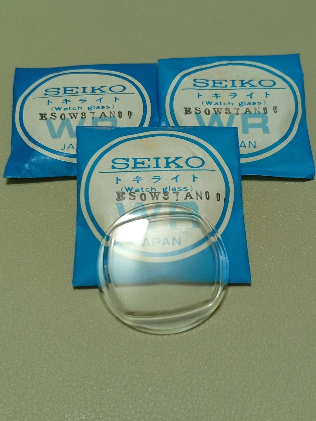 Seiko Watch Glass ES0W37AN 00 Seiko 7009-5049 / The Price Chown is For 3 Piecec