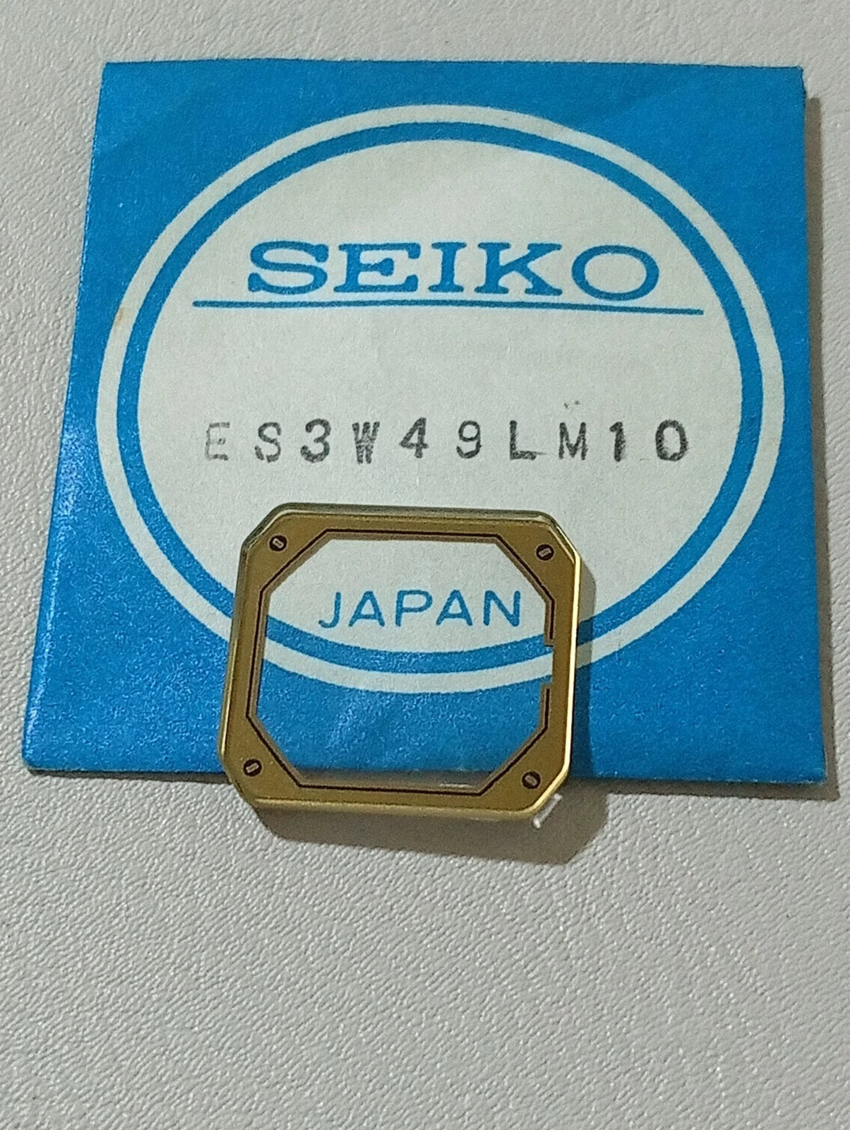 Seiko ES3W49LM10 Glass Crystal Original NOS