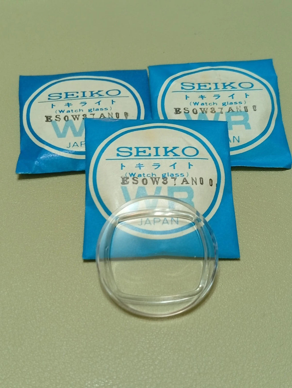 Seiko Watch Glass ES0W37AN 00 Seiko 7009-5049 / The Price Chown is For 3 Piecec