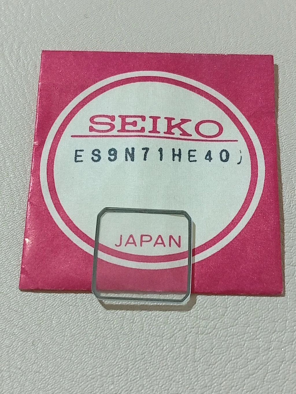 SEIKO GENUINE CRYSTAL GLASS WATCH ES9N71HE40 NOS