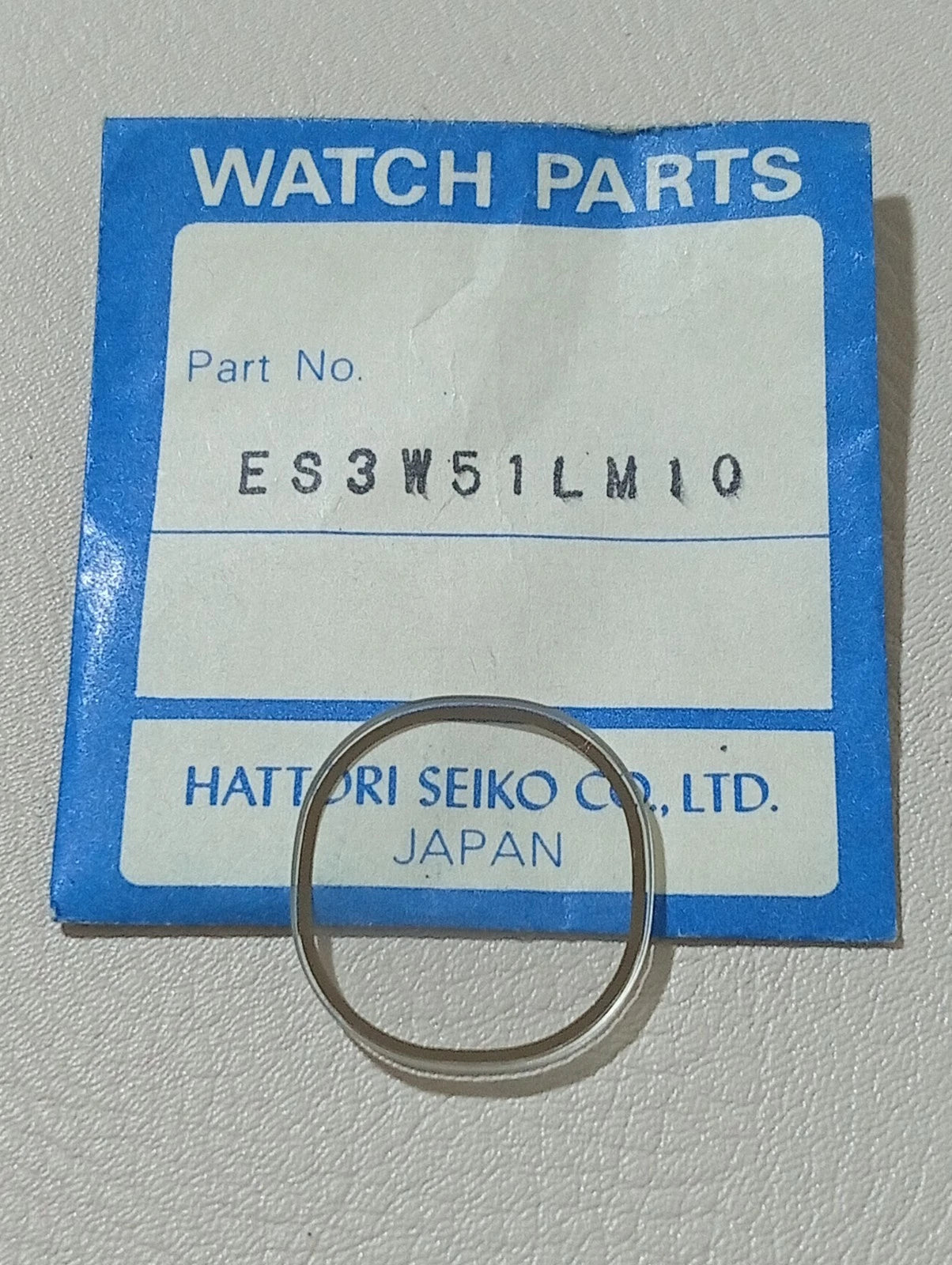 Seiko ES3W51LM10 Glass Crystal Original NOS