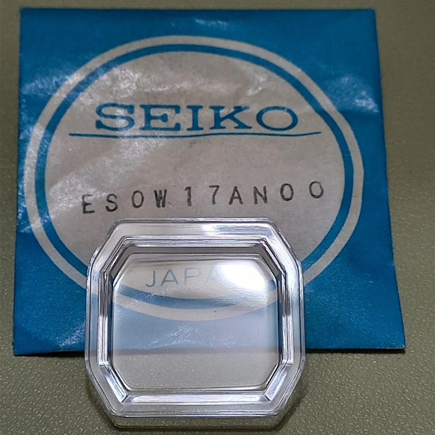 Seiko Genuine Watch Crystal ES0W17AN00 for 2206-3070, 2206-4000
