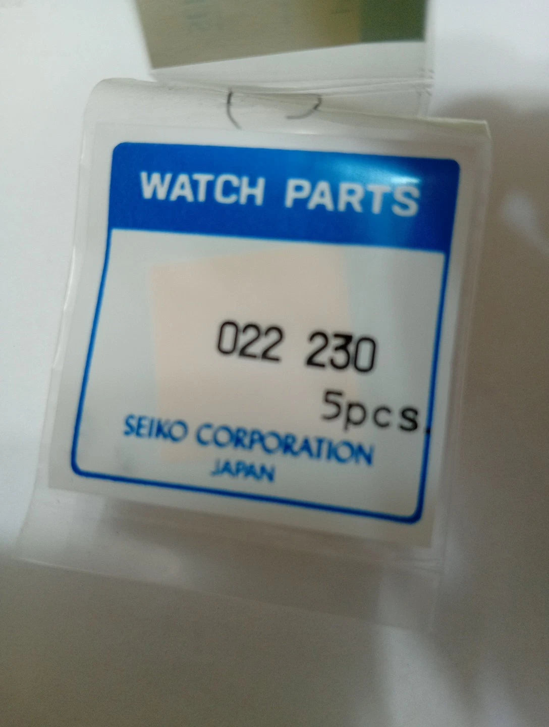Seiko /5 screw Part 022 230 NOC