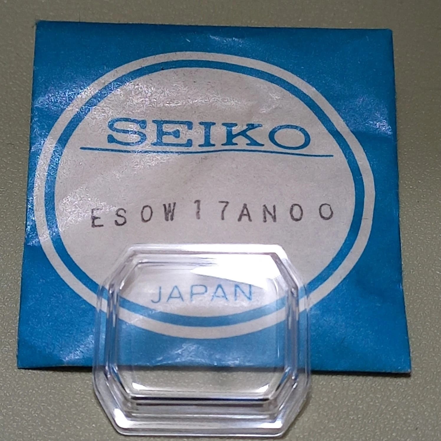 Seiko Genuine Watch Crystal ES0W17AN00 for 2206-3070, 2206-4000