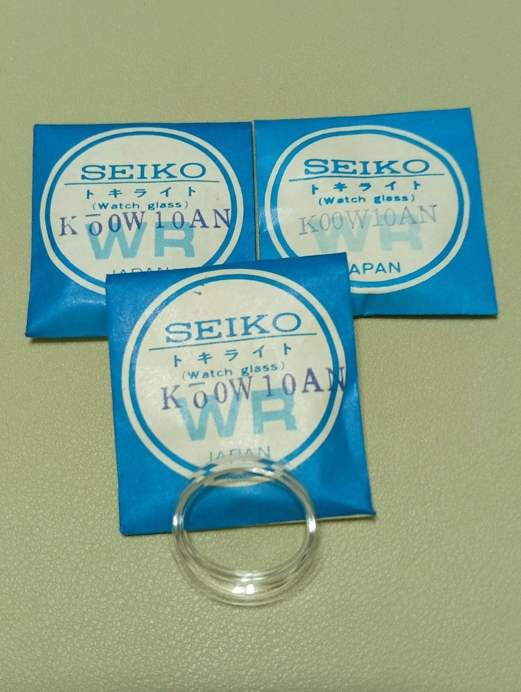 Seiko glass NOS/ k00W10AN /Acrylic / The Price Chown is For 3 Piecec
