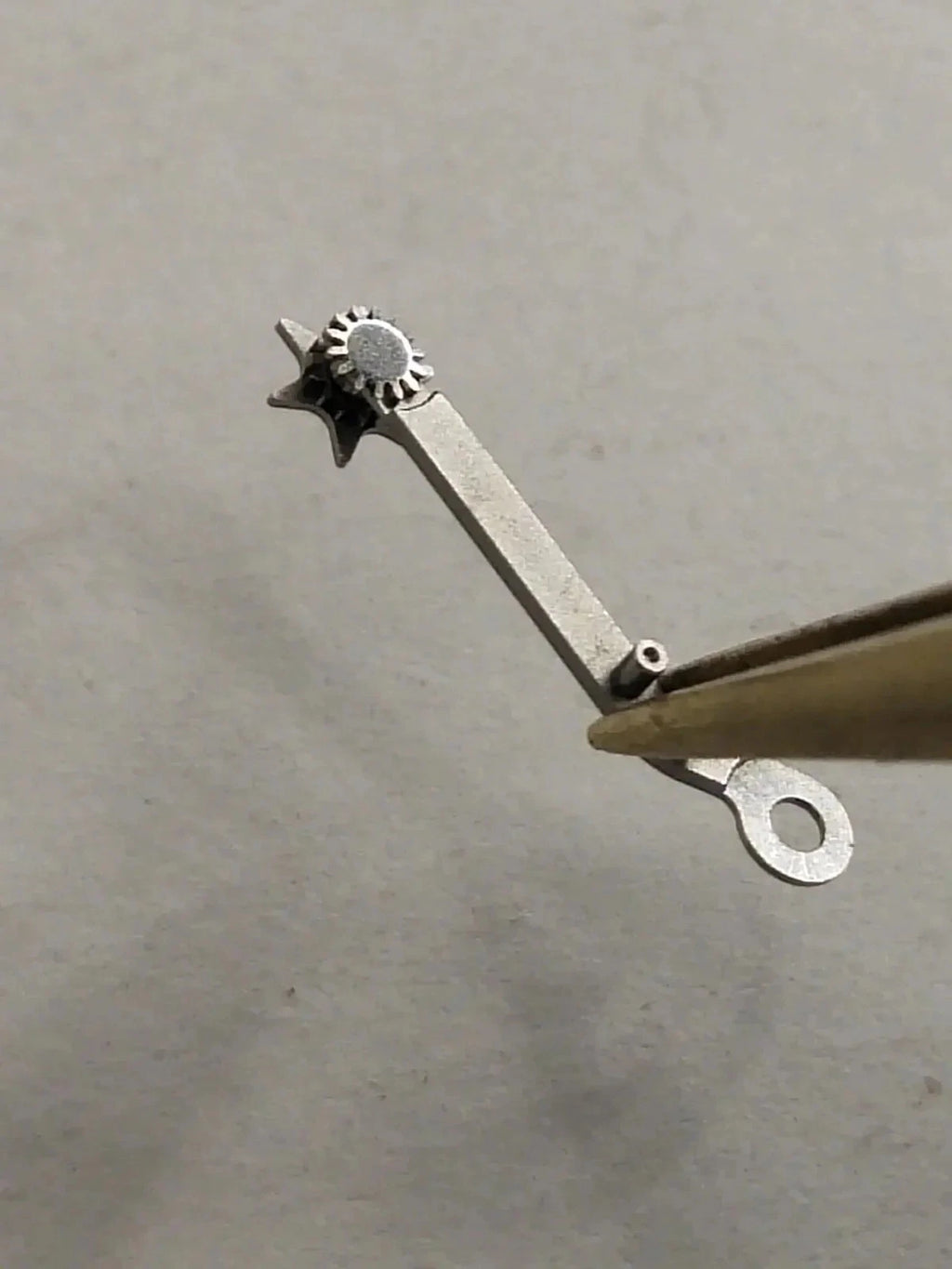 Omega original Cal/ 1000/1010/Part . -1568/ Used/