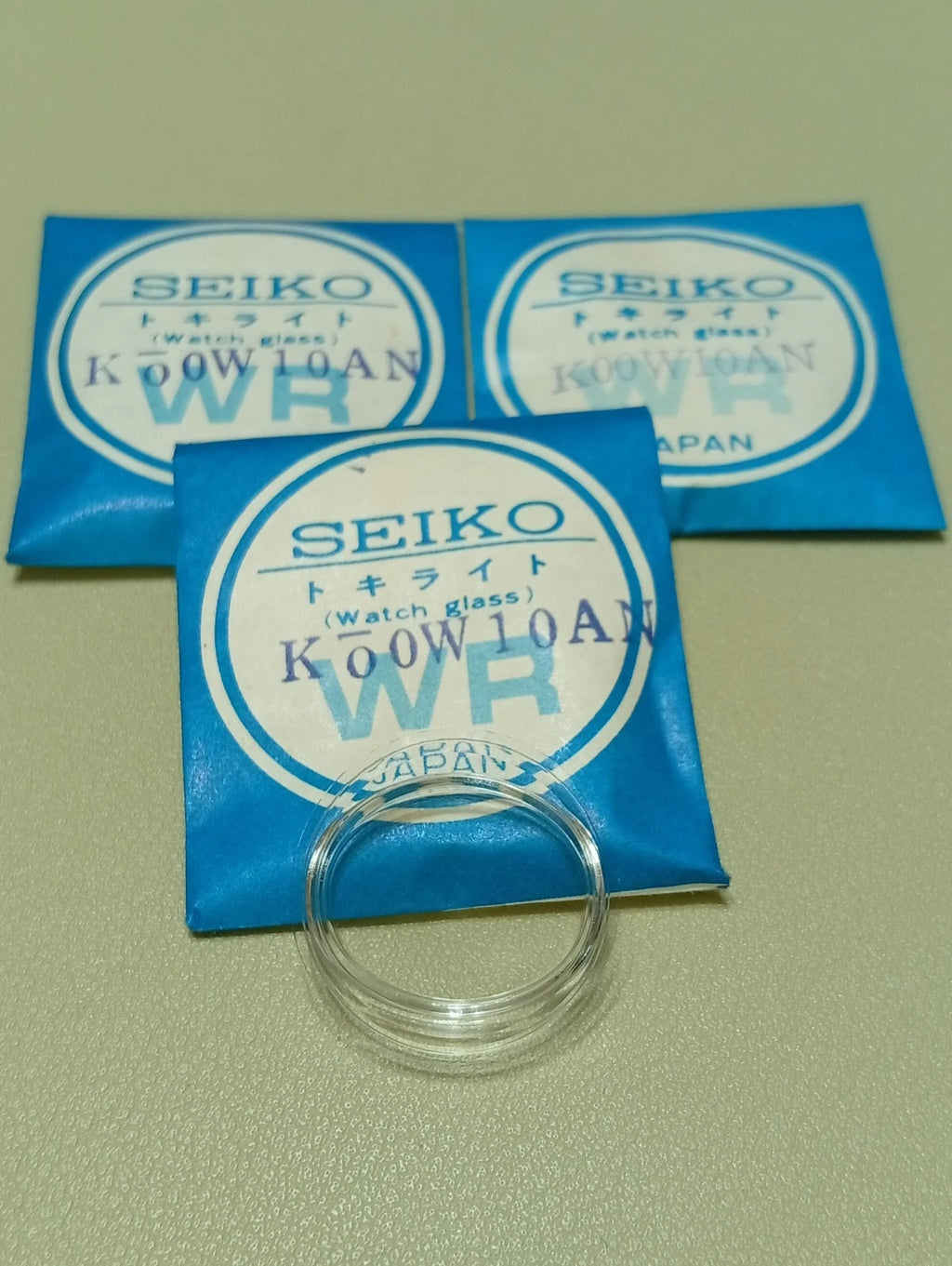 Seiko glass NOS/ k00W10AN /Acrylic / The Price Chown is For 3 Piecec