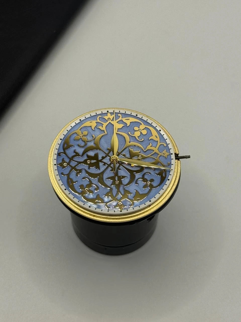 MOVEMENT WILLIAM & SON CAL. CW300/1 /DAIL GOLD & DIAMONDS/HANDS/GLASS/FULL WORK