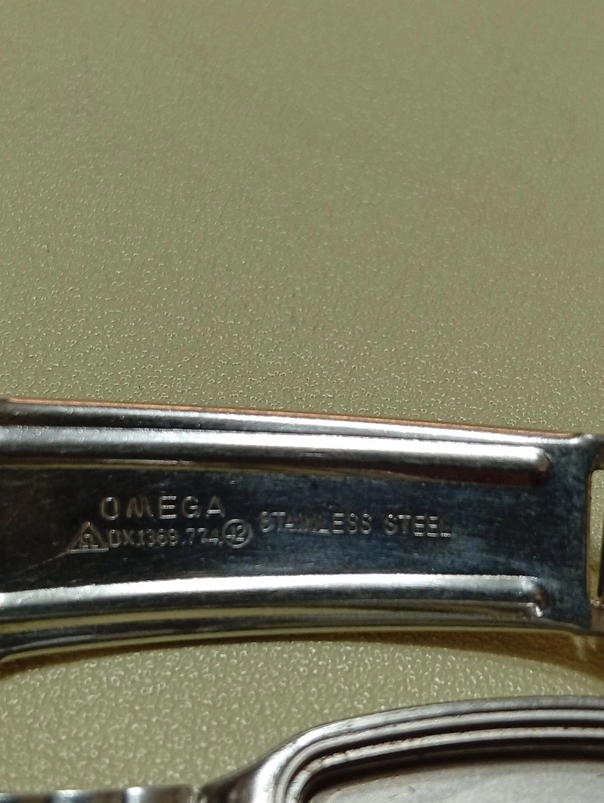 OMEGA CASE WITH BRACELET
