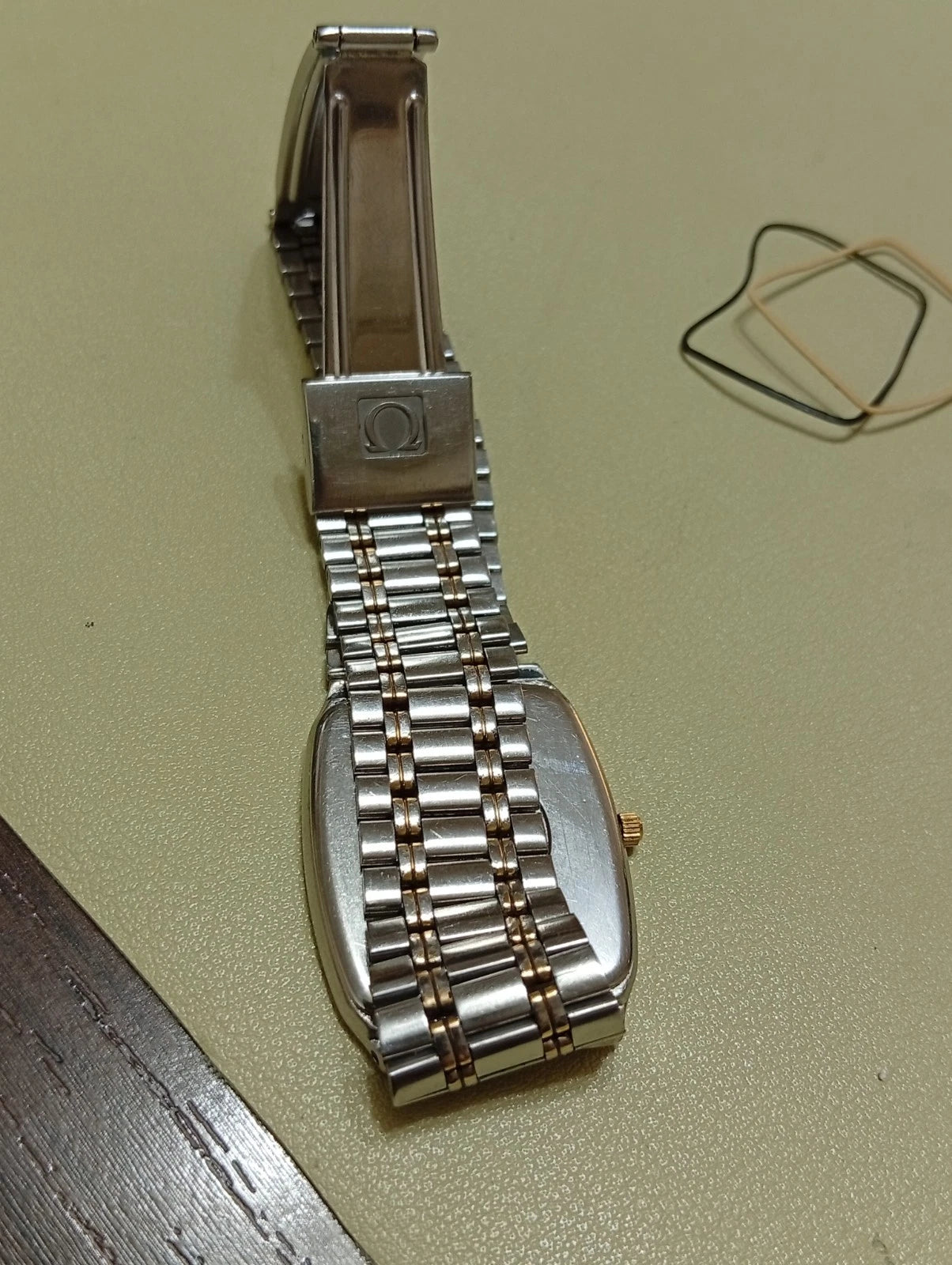 OMEGA CASE WITH BRACELET