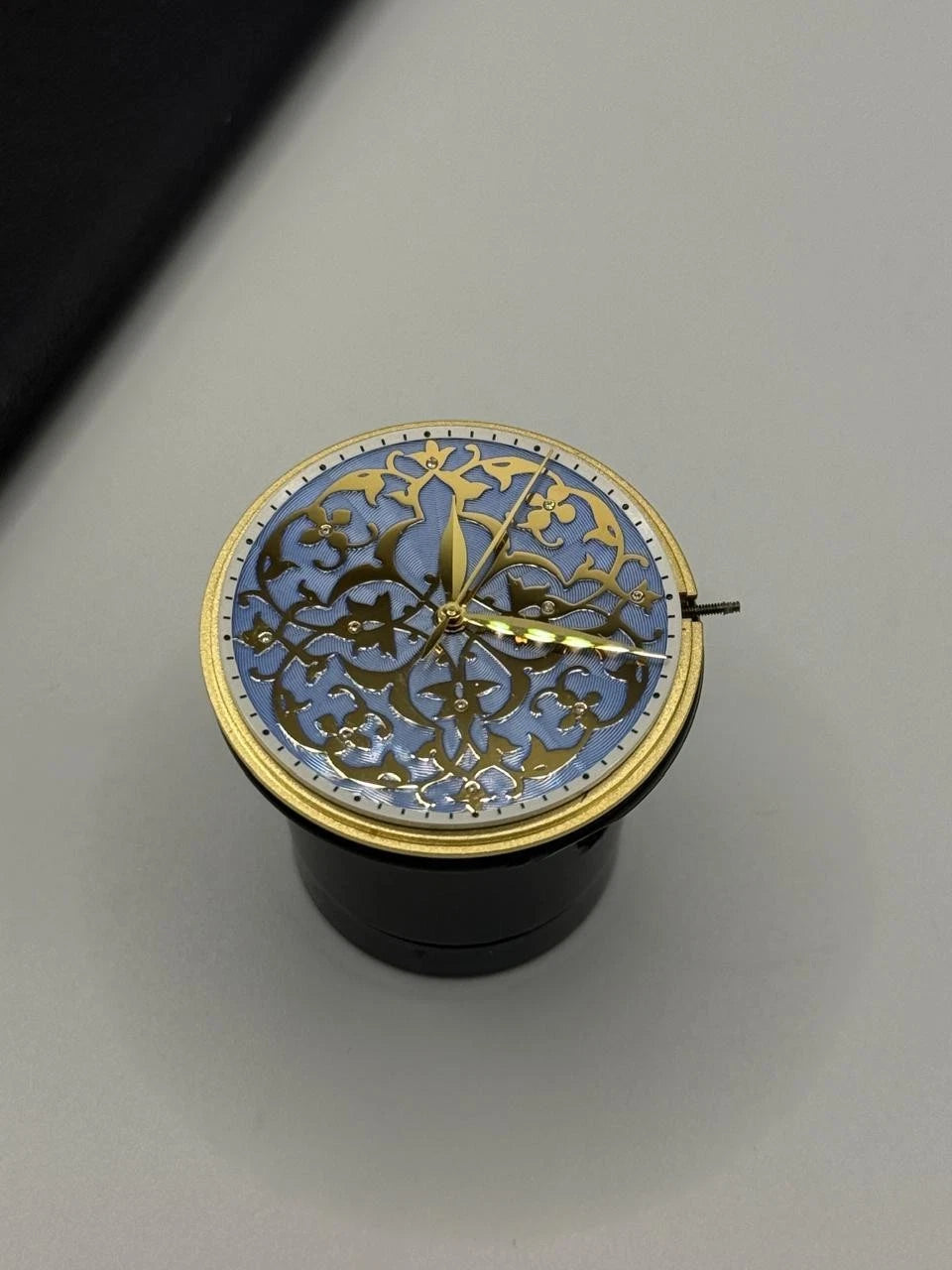 MOVEMENT WILLIAM & SON CAL. CW300/1 /DAIL GOLD & DIAMONDS/HANDS/GLASS/FULL WORK