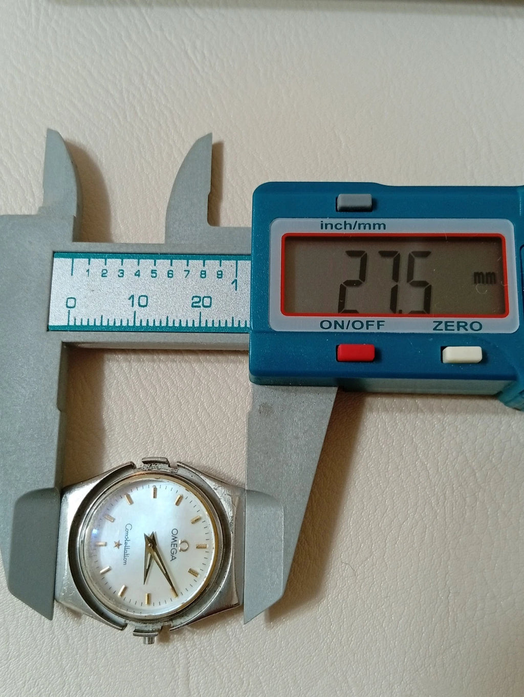 OMEGA Case With Dail Mother Of Bird /Hand & Movment/Working