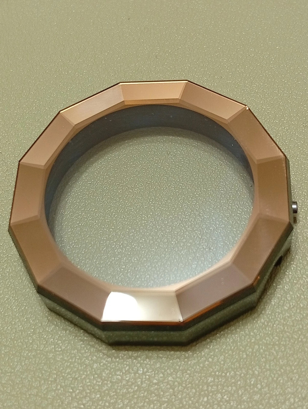 Century /Case Ceramic With Glass