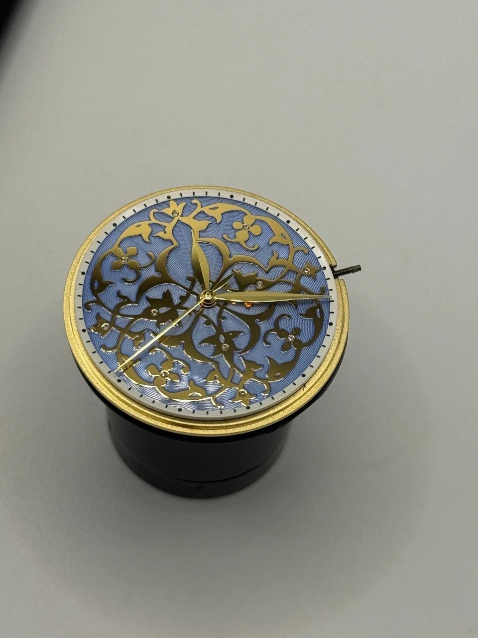 MOVEMENT WILLIAM & SON CAL. CW300/1 /DAIL GOLD & DIAMONDS/HANDS/GLASS/FULL WORK