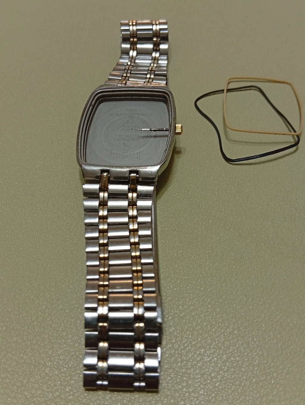 OMEGA CASE WITH BRACELET